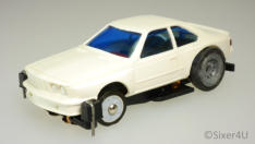 CARRERA Karosse 67415 auf Servo 160er-Chassis